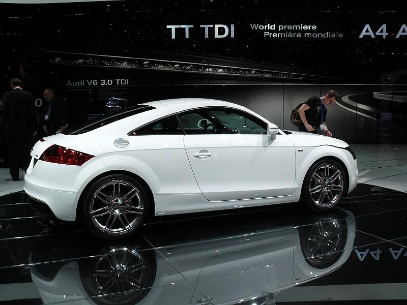 Audi_TT20TDI_quattro_P1080428_800.jpg