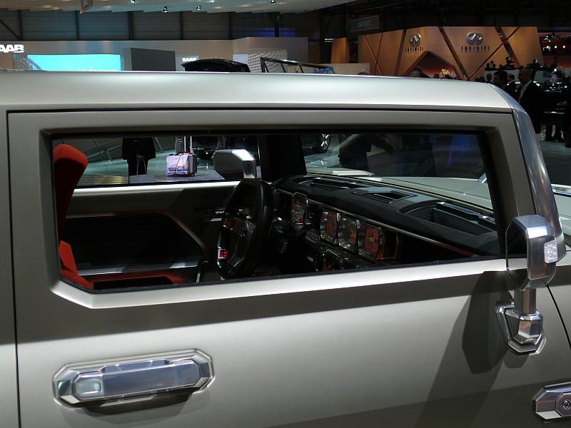 Hummer_HX_P1080571_800.jpg