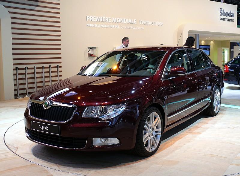 Skoda_Superb_P1080387_800.jpg