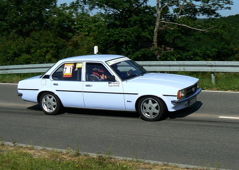 P1240287_800.jpg
